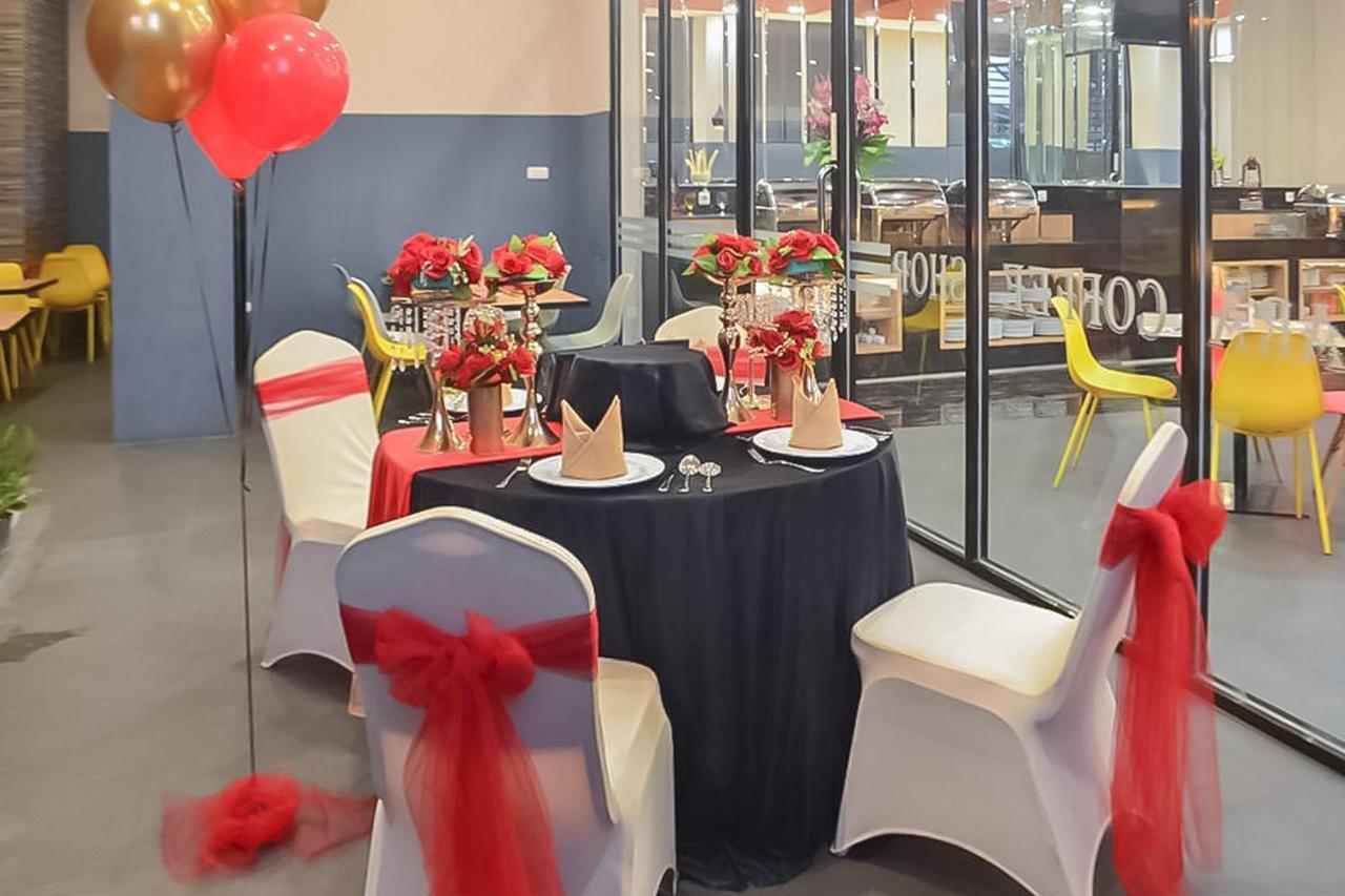 Hotel Mutiara Mitra Reddoorz 파당시뎀푸안 외부 사진